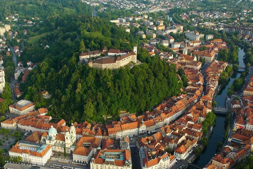 Hanna'S Suite Ljubljana Bagian luar foto